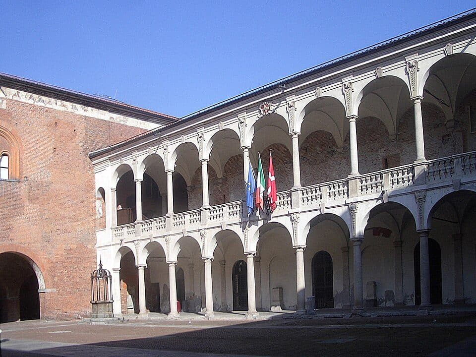 Broletto di Novara, loggiato