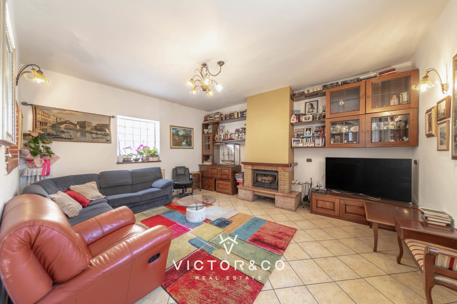 Salotto con camino, Briona