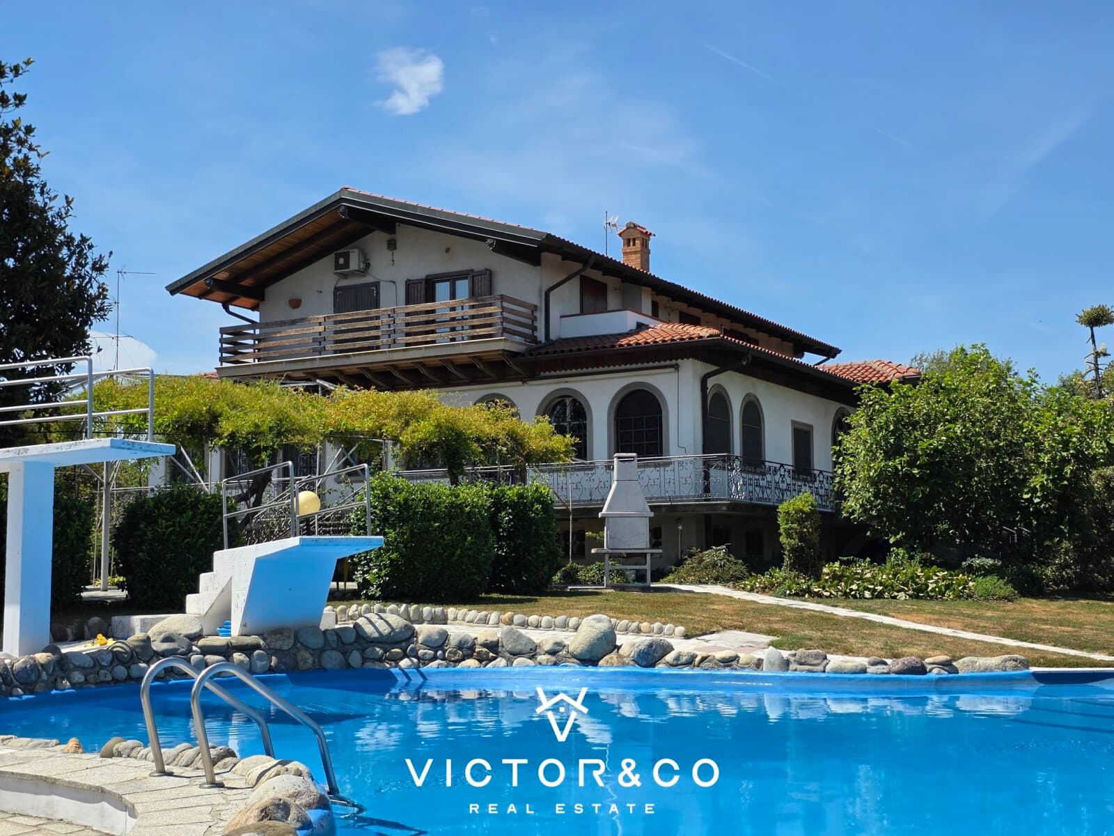 Piscina villa